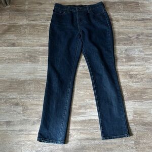 Levi’s the original jeans perfectly slimming 512 skinny jeans. Size 8.